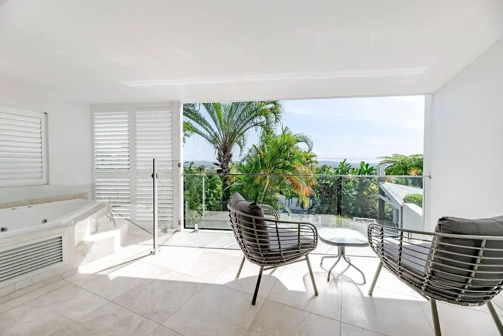 Stunning Sea Vue - Blue Views Over Laguna Bay Noosa Heads 0*,  Αυστραλία