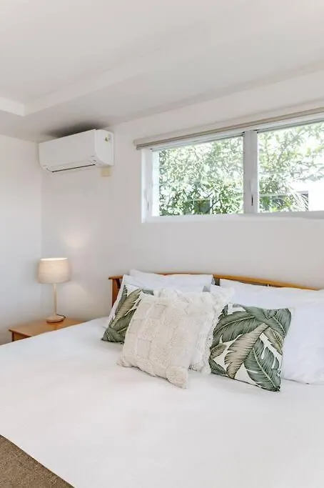 Stunning Sea Vue - Blue Views Over Laguna Bay Noosa Heads Apartment
