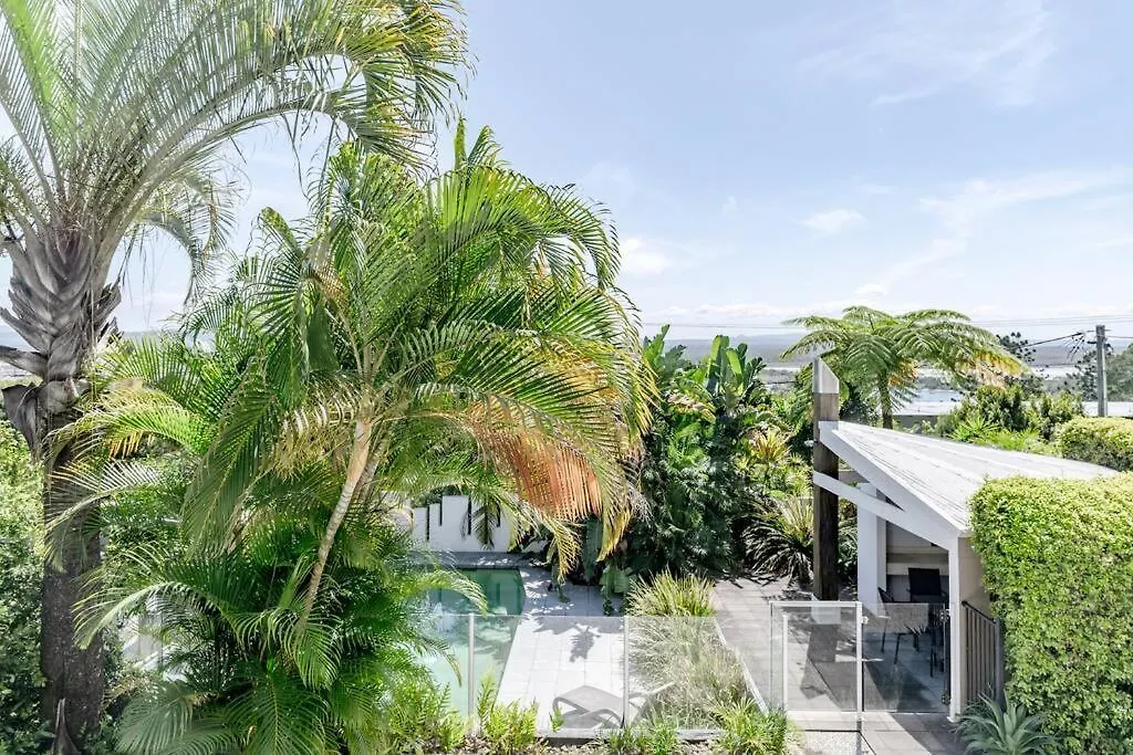 Stunning Sea Vue - Blue Views Over Laguna Bay Noosa Heads Apartment